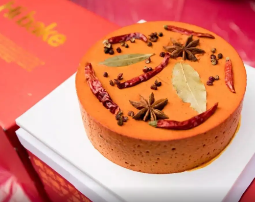 火鍋底料成“萬能”調(diào)味品，家庭消費(fèi)點(diǎn)燃火熱賽道