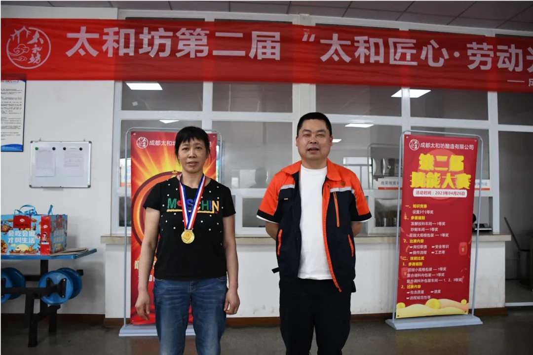 6480460198d3a.jpg 41dc954c49bb3f69a5c989f5b2fe6bc3-sz_3324914.webp.jpg