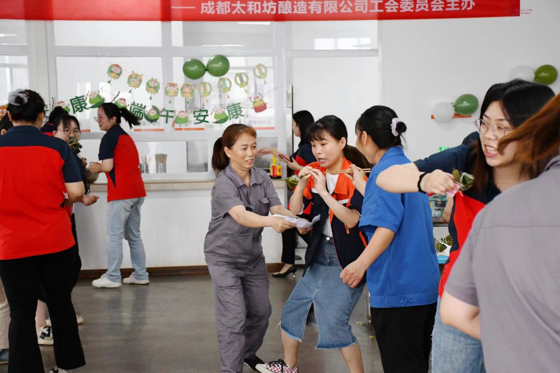 64ae64c44a5ee.jpg a811f3c4c3e79288a7f6f890b2aecaca-sz_978300.jpg